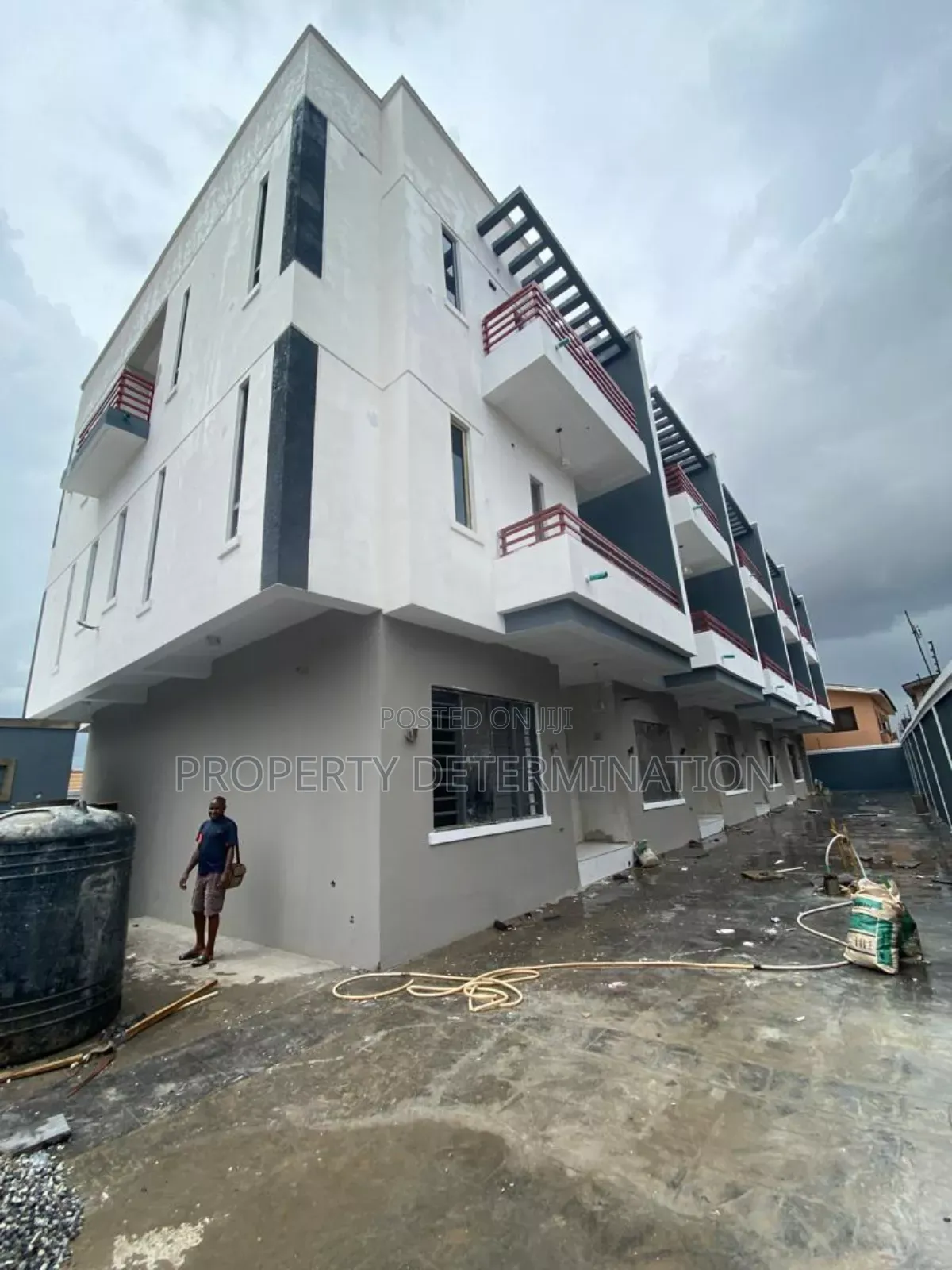Furnished 4bdrm Duplex in Omole Phase 2 for sale in Omole Phase 2