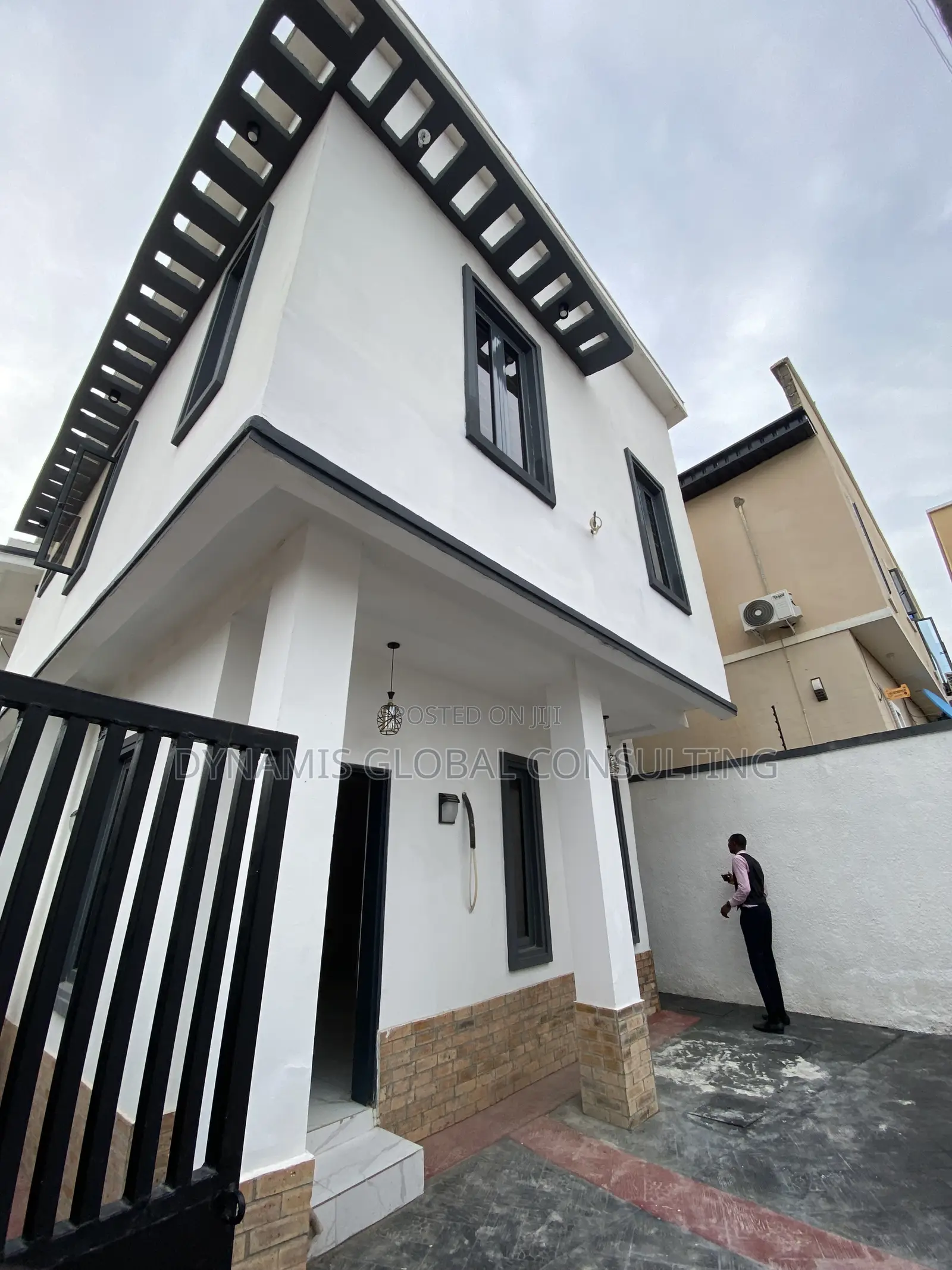 Furnished 3bdrm Duplex in Omole Phase 2, Kosofe for sale in Kosofe