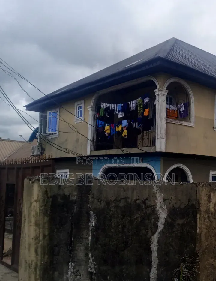 6bdrm House in Ug Estate, Okpe for sale in Okpe