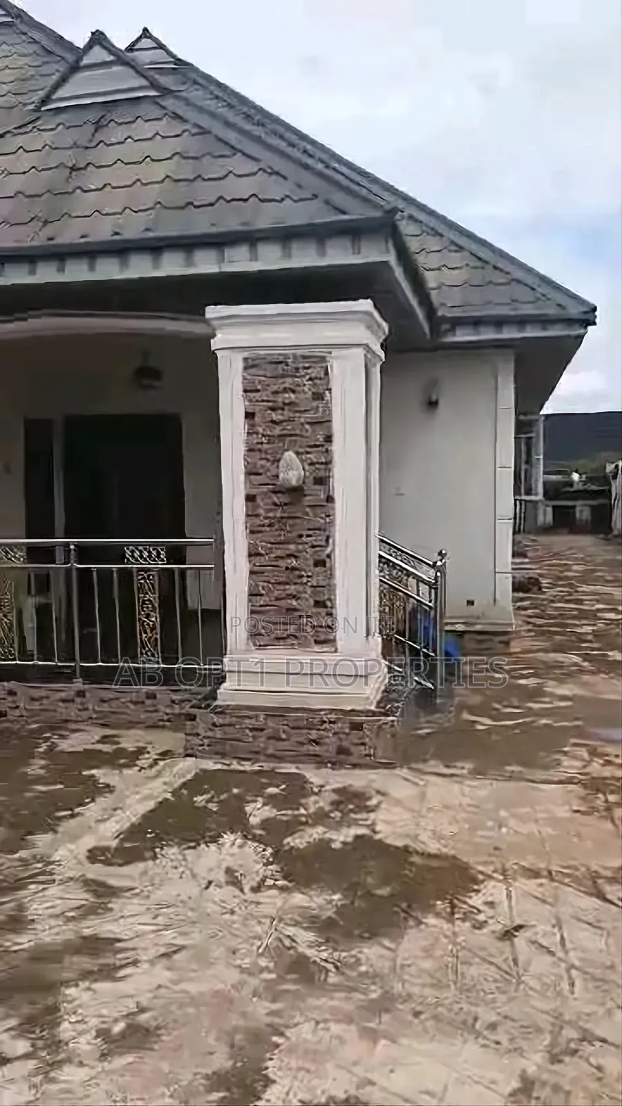 Furnished 3bdrm Block of Flats in Agbor Road Bypass, Benin City in Benin City