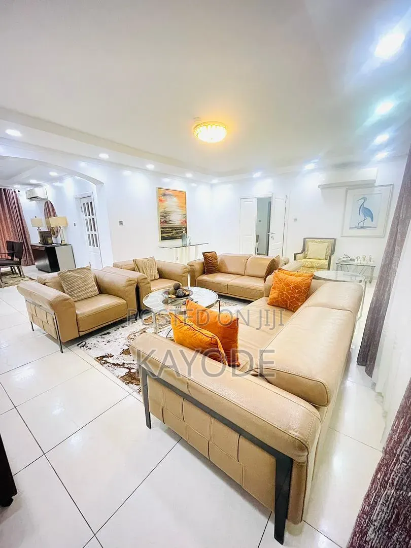 Luxurious 3 Bedroom Apartment With Pool, Snooker Gym in Old Ikoyi