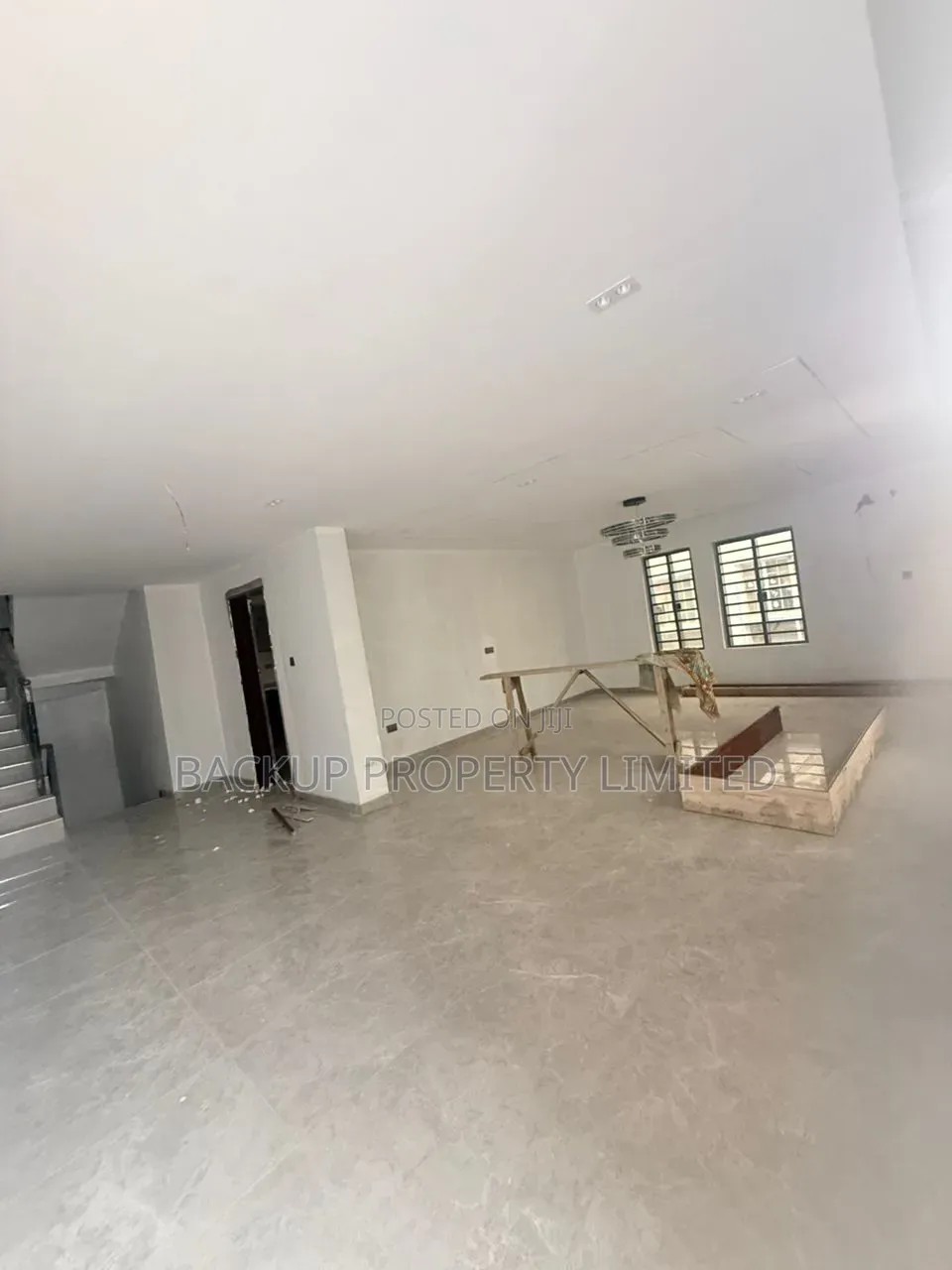 4bdrm Duplex in Onike for sale in Onike