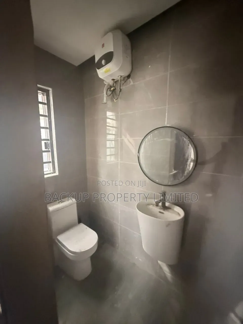 4bdrm Duplex in Onike for sale in Onike