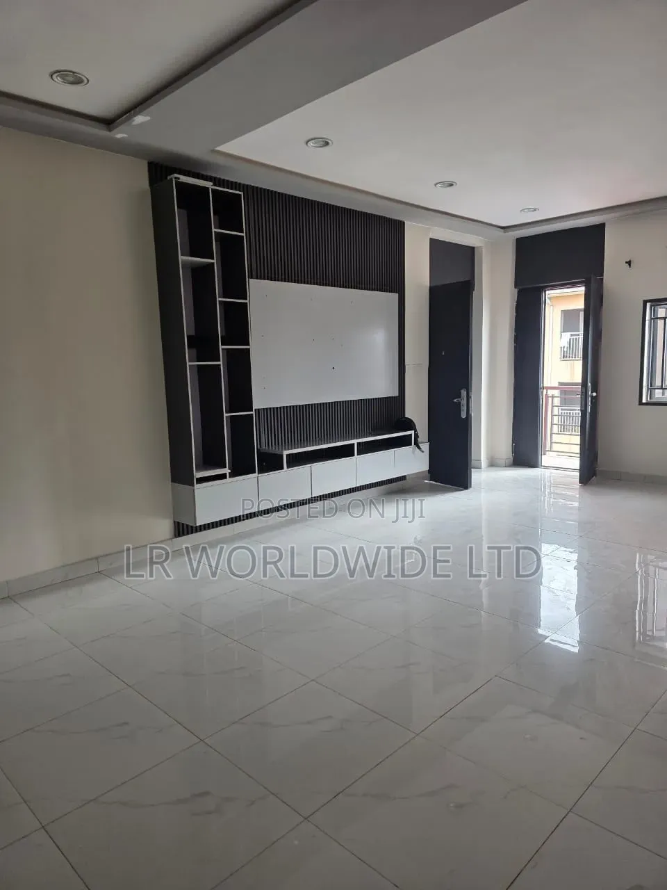 2bdrm Block of Flats in Sabon Lugbe for sale in Sabon Lugbe