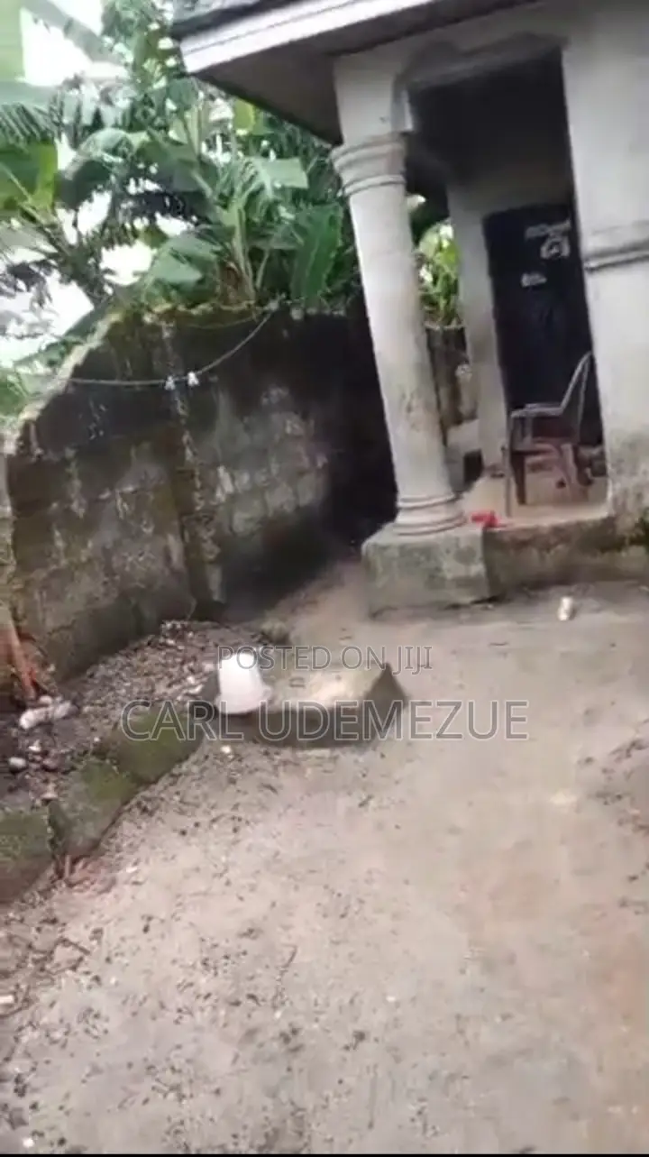 6bdrm Bungalow in Obio-Akpor for sale in Obio-Akpor