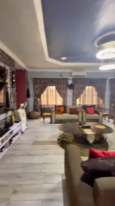 5bdrm Bungalow in Obio-Akpor for sale in Obio-Akpor