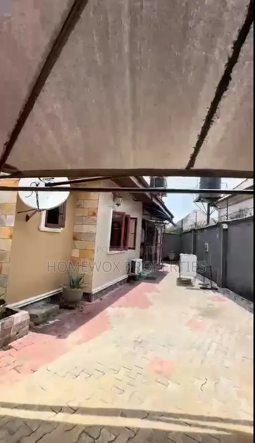 5bdrm Bungalow in Obio-Akpor for sale in Obio-Akpor