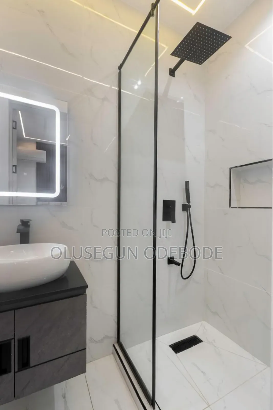 5bdrm Duplex in Omolo Phase 2 for sale in Omole Phase 2
