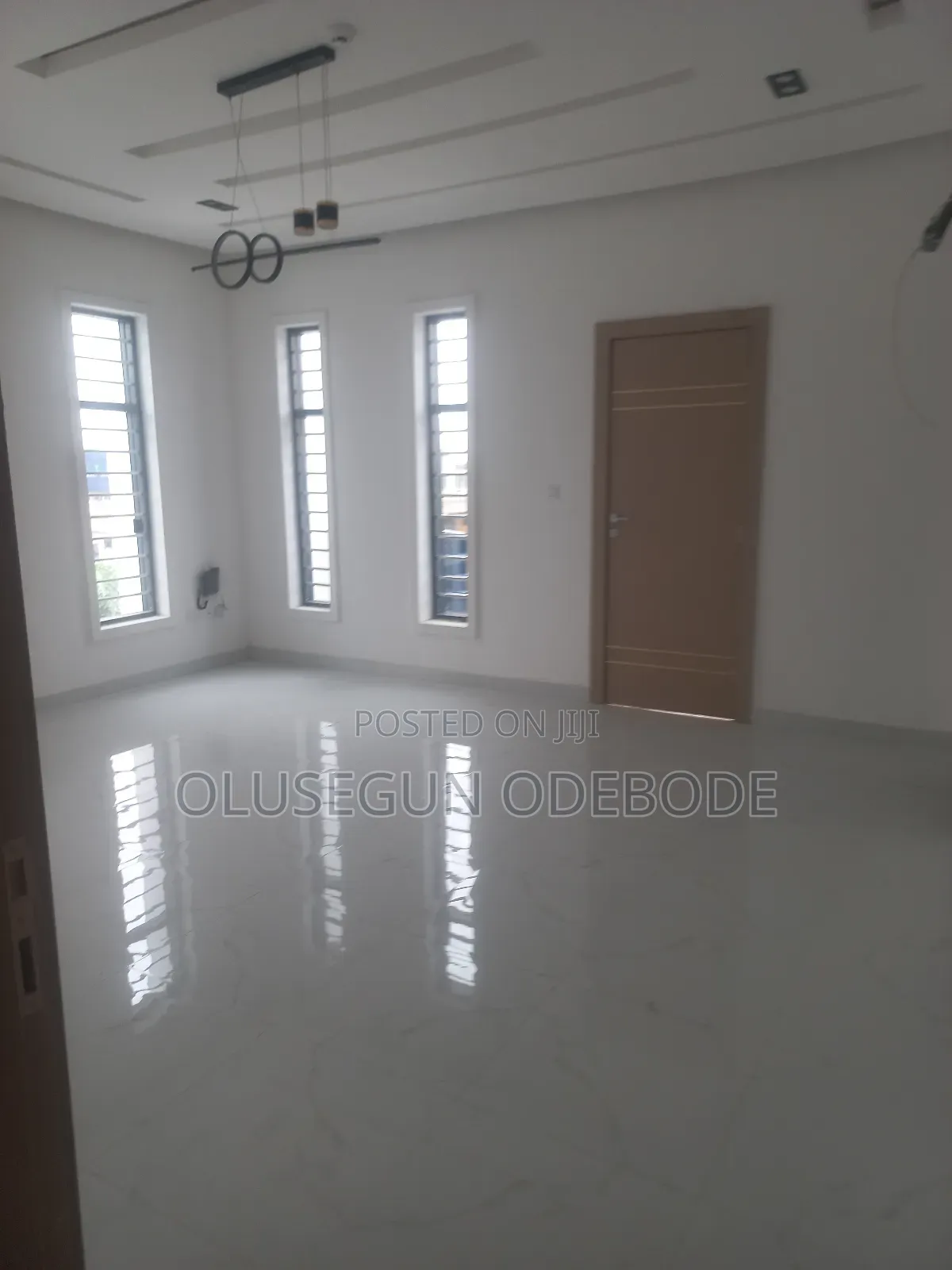 5bdrm Duplex in Omole Phase 2 for sale in Omole Phase 2