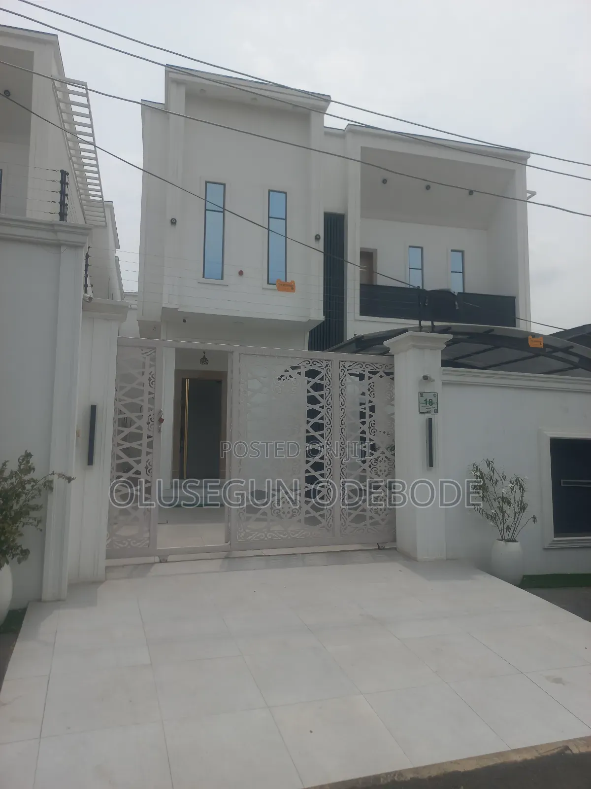 5bdrm Duplex in Omole Phase 1 for sale in Omole Phase 1