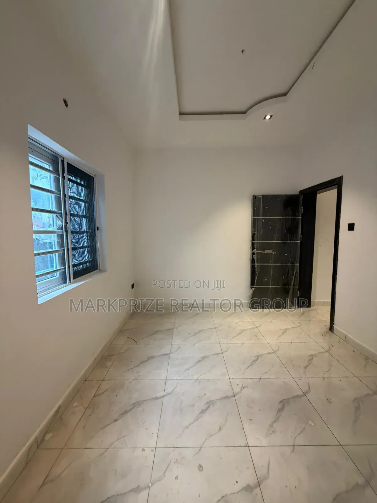 3bdrm Apartment in Oregun Ikeja for sale in Oregun