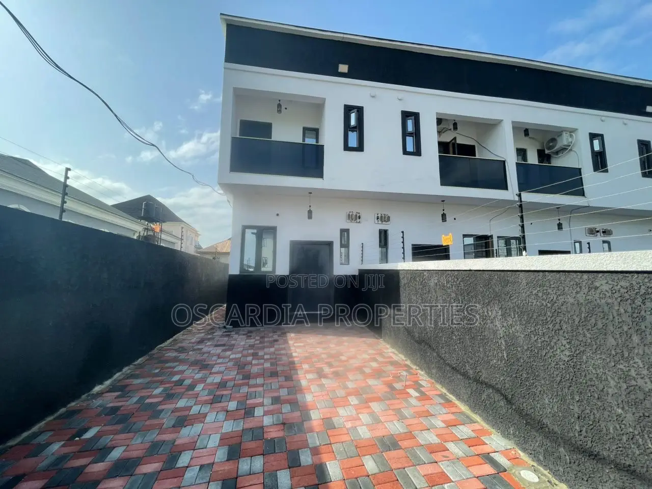 3bdrm Duplex in Sangotedo for sale in Sangotedo