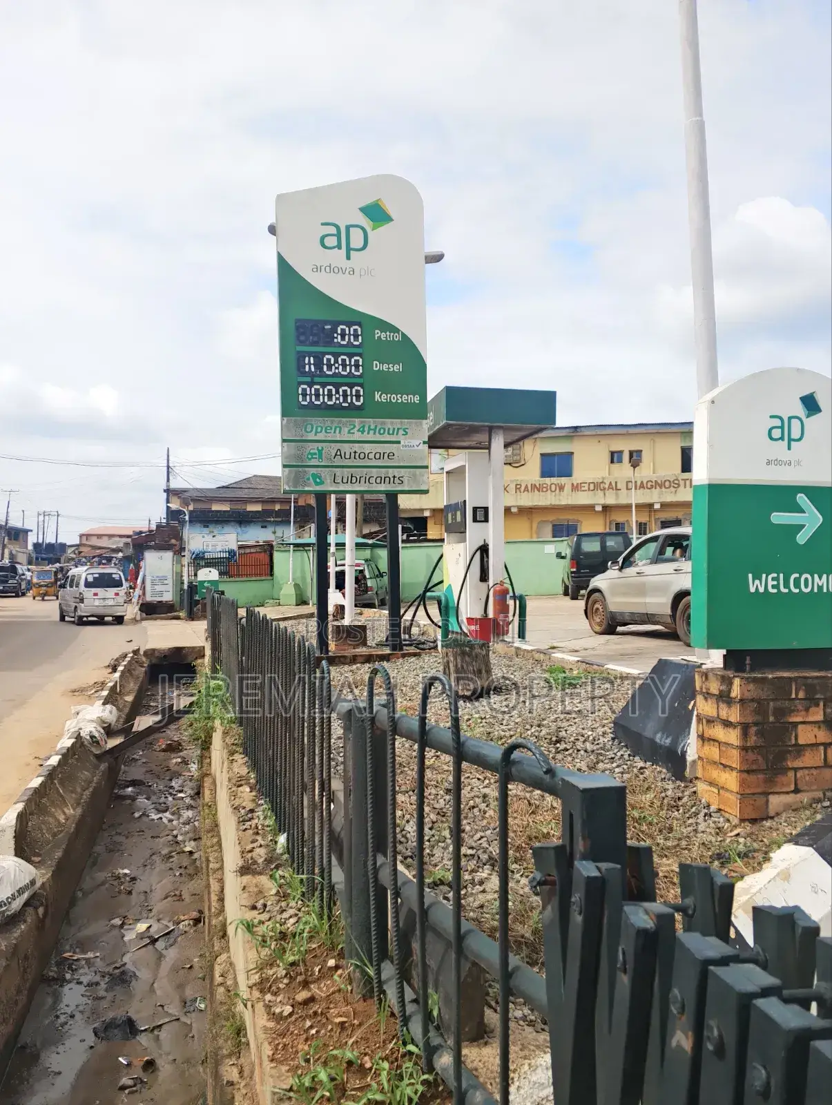 Filling Station Ajuwon for Sale in Yakoyo/Alagbole