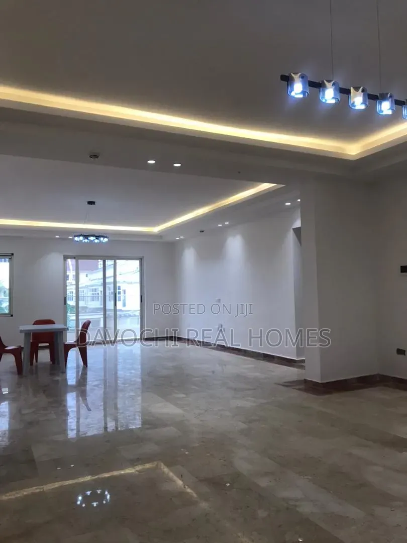 3bdrm Apartment in Lekki Phase 1 for rent in Lekki Phase 1