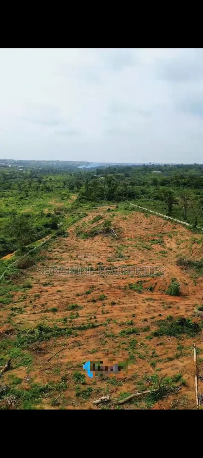 Dry Land Located at Emuren-Ikorodu, Ogun State in Ikorodu Garage