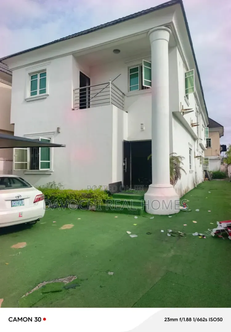 6bdrm Duplex in Lekki Phase 1 for rent in Lekki Phase 1