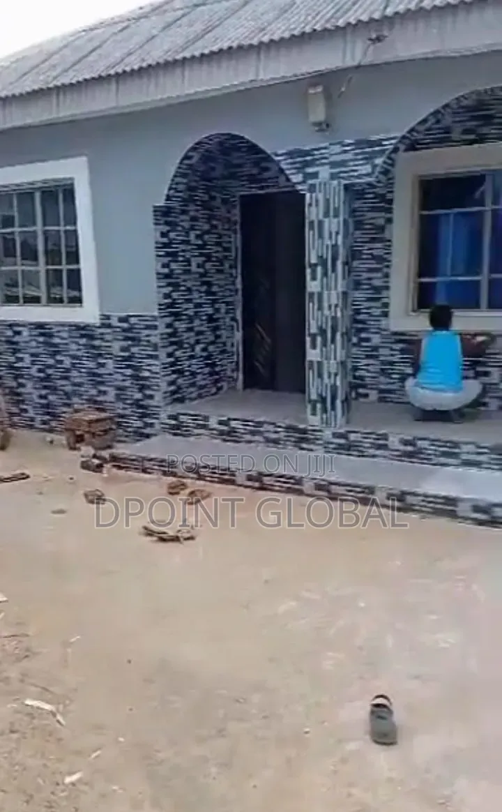 3bdrm Bungalow in Not Estate, Ado-Odo/Ota for sale in Ado-Odo/Ota