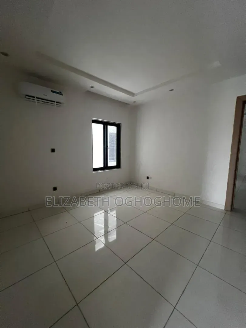 5bdrm Duplex in Parkview Estate for rent in Parkview Estate