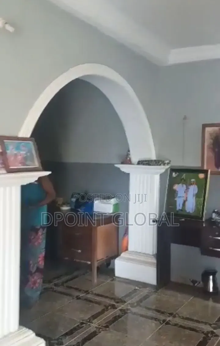 9bdrm Duplex in Not Estate, Ado-Odo/Ota for sale in Ado-Odo/Ota