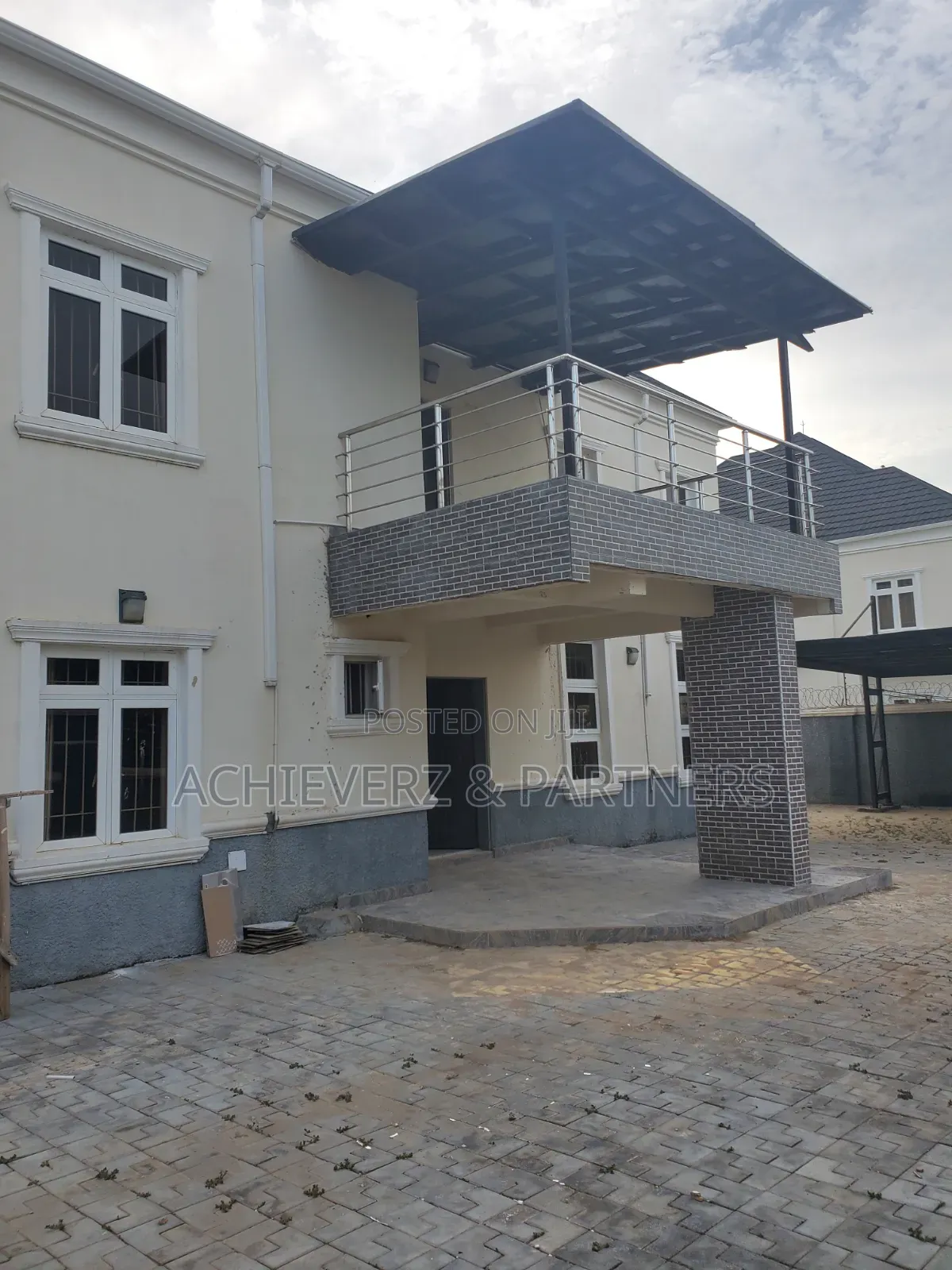 5bdrm Duplex in Asokoro for sale in Asokoro