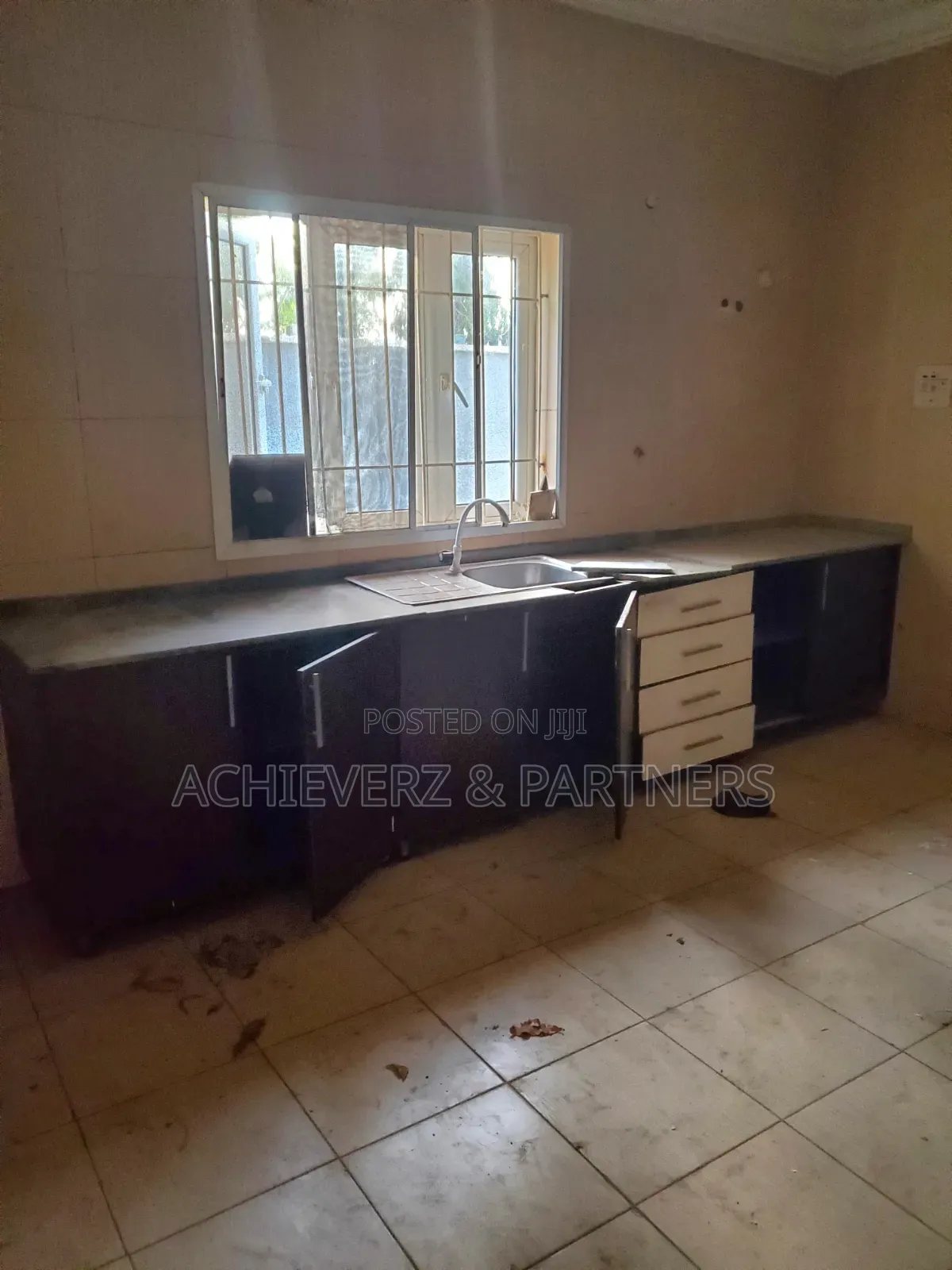 5bdrm Duplex in Asokoro for sale in Asokoro