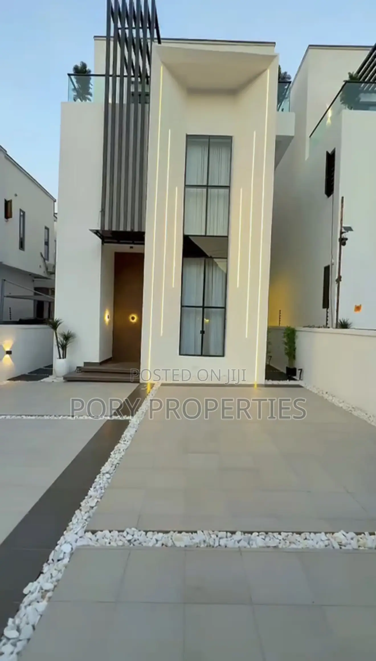 Furnished 5bdrm Duplex in Royal Pine Estate, Lekki Phase 2 for sale in Lekki Phase 2