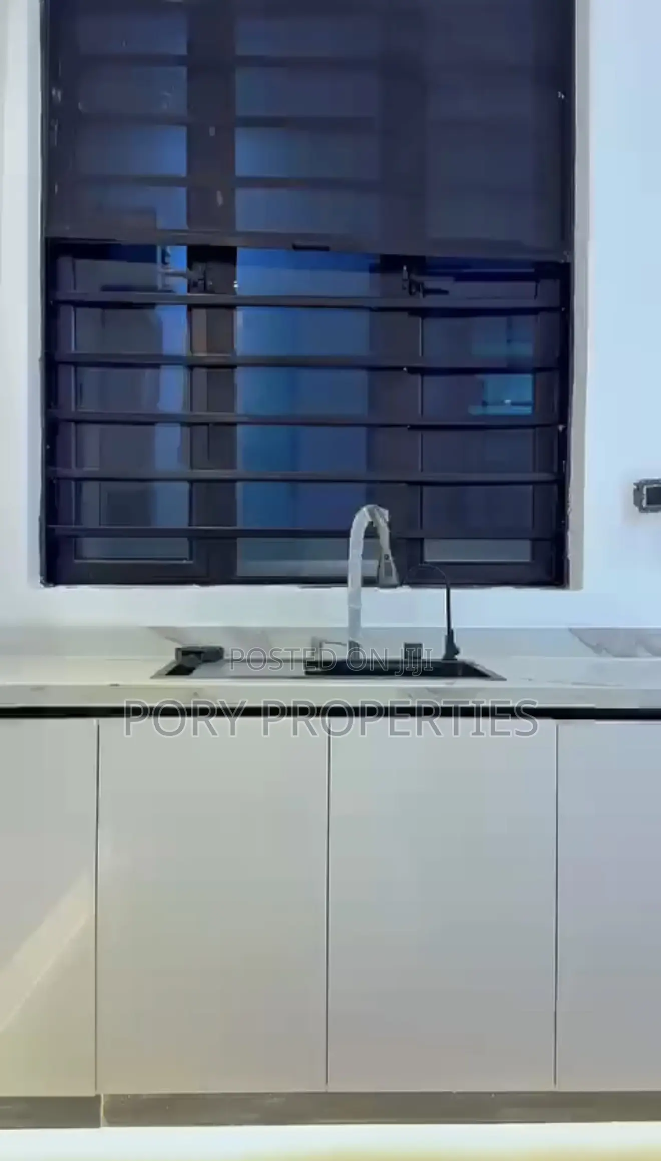 Furnished 5bdrm Duplex in Royal Pine Estate, Lekki Phase 2 for sale in Lekki Phase 2