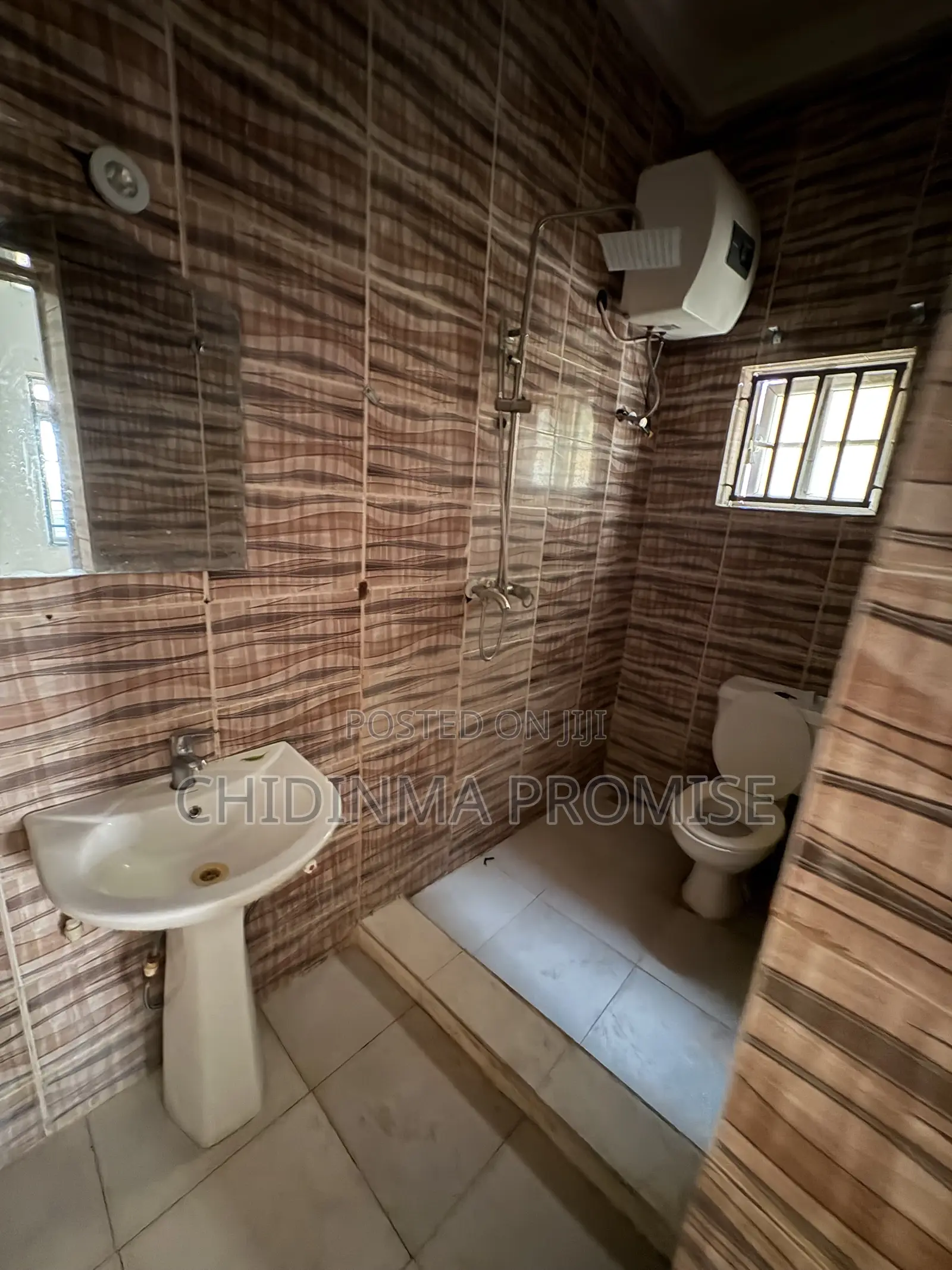 3bdrm Block of Flats in Wuye for rent in Wuye