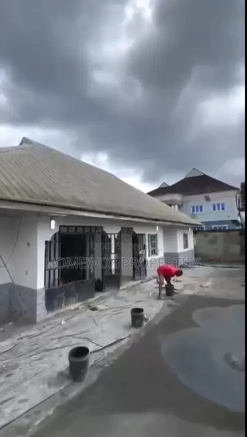 3bdrm Bungalow in Oroworukwo for rent in Oroworukwo