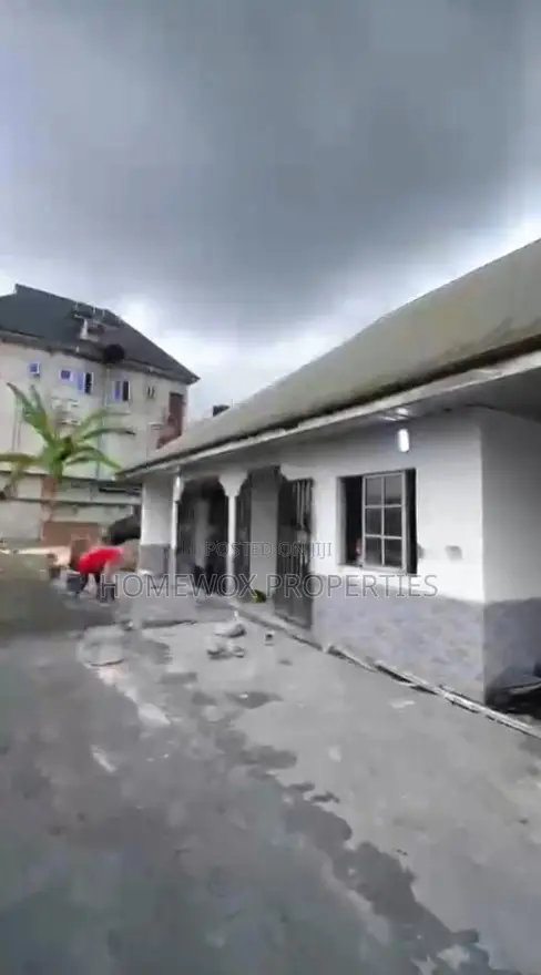 3bdrm Bungalow in Oroworukwo for rent in Oroworukwo