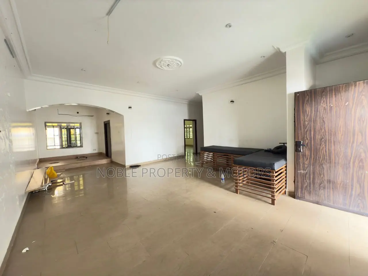 3bdrm Block of Flats in Wuye for rent in Wuye