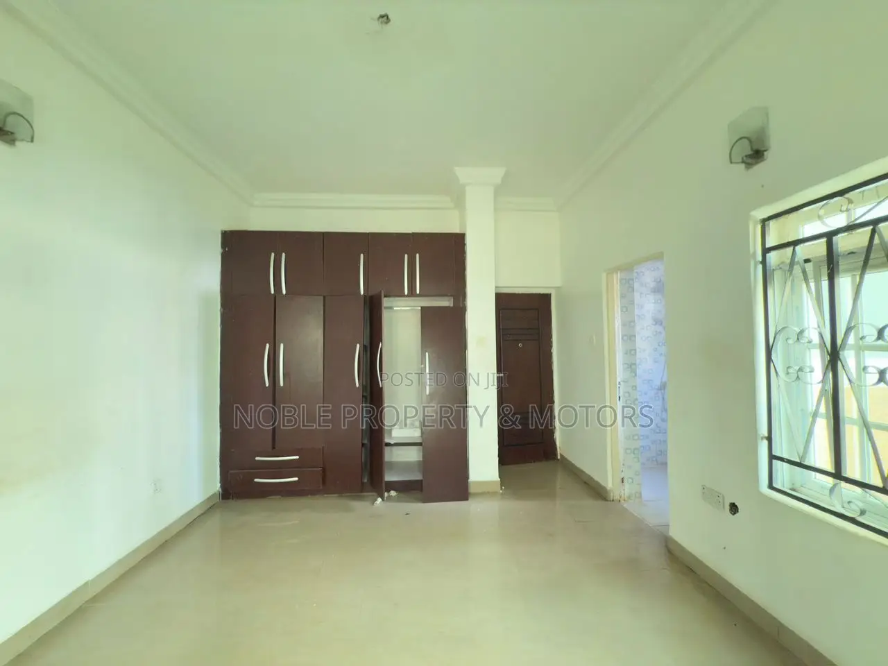 3bdrm Block of Flats in Wuye for rent in Wuye