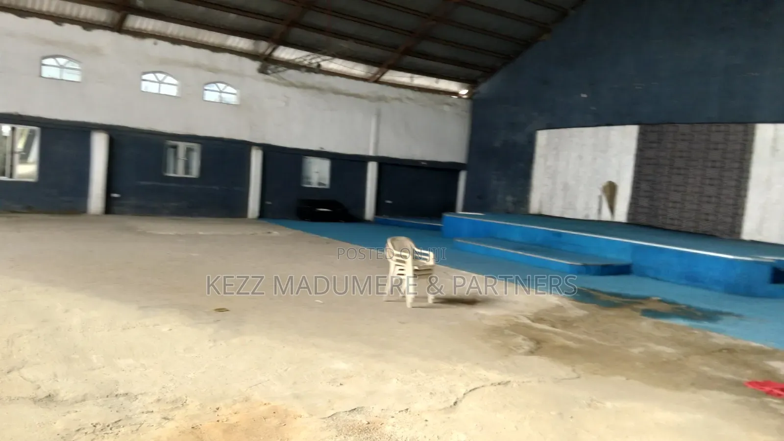 To Let / Lease : 1000 Seating Capacity Church Hall at Sars Rd, Ph in Rumuahalu