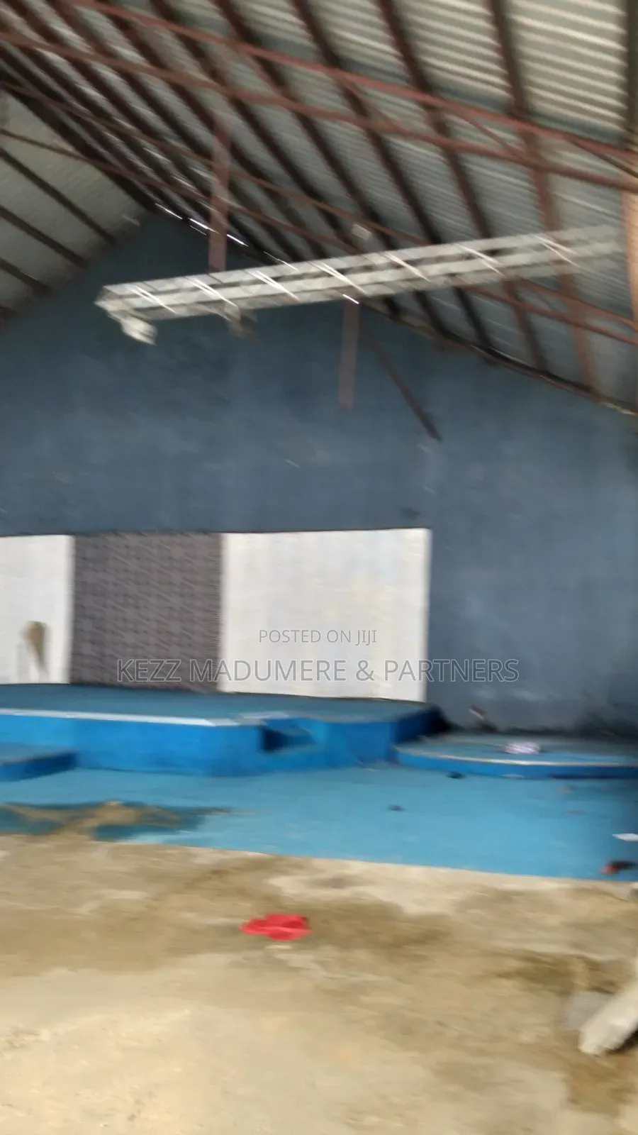 To Let / Lease : 1000 Seating Capacity Church Hall at Sars Rd, Ph in Rumuahalu