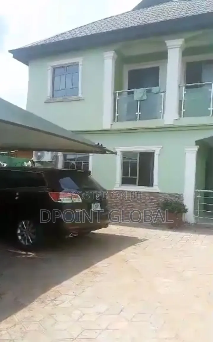 8bdrm Duplex in In Estate, Ijegun for sale in Ijegun