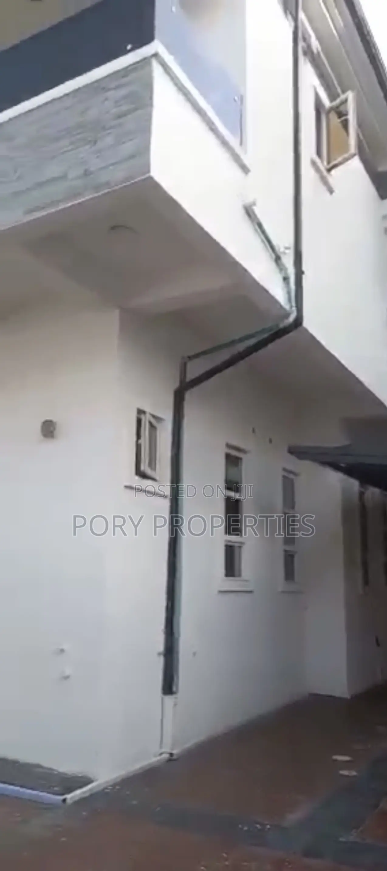 Furnished 4bdrm Duplex in Tulip Estate, Chevron for sale in Chevron