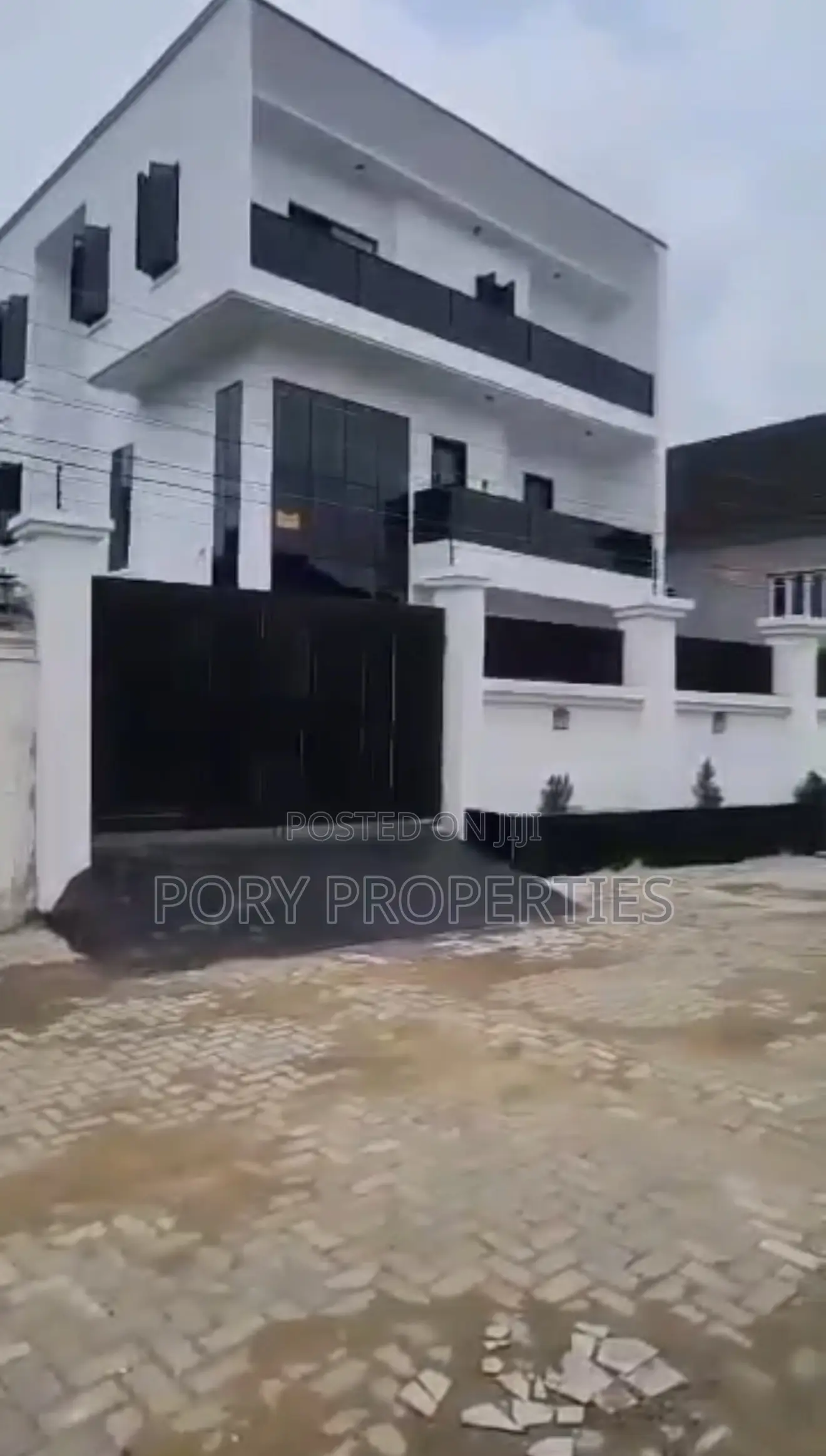 Furnished 5bdrm Duplex in Heritage Estate, Isheri North for sale in Isheri North