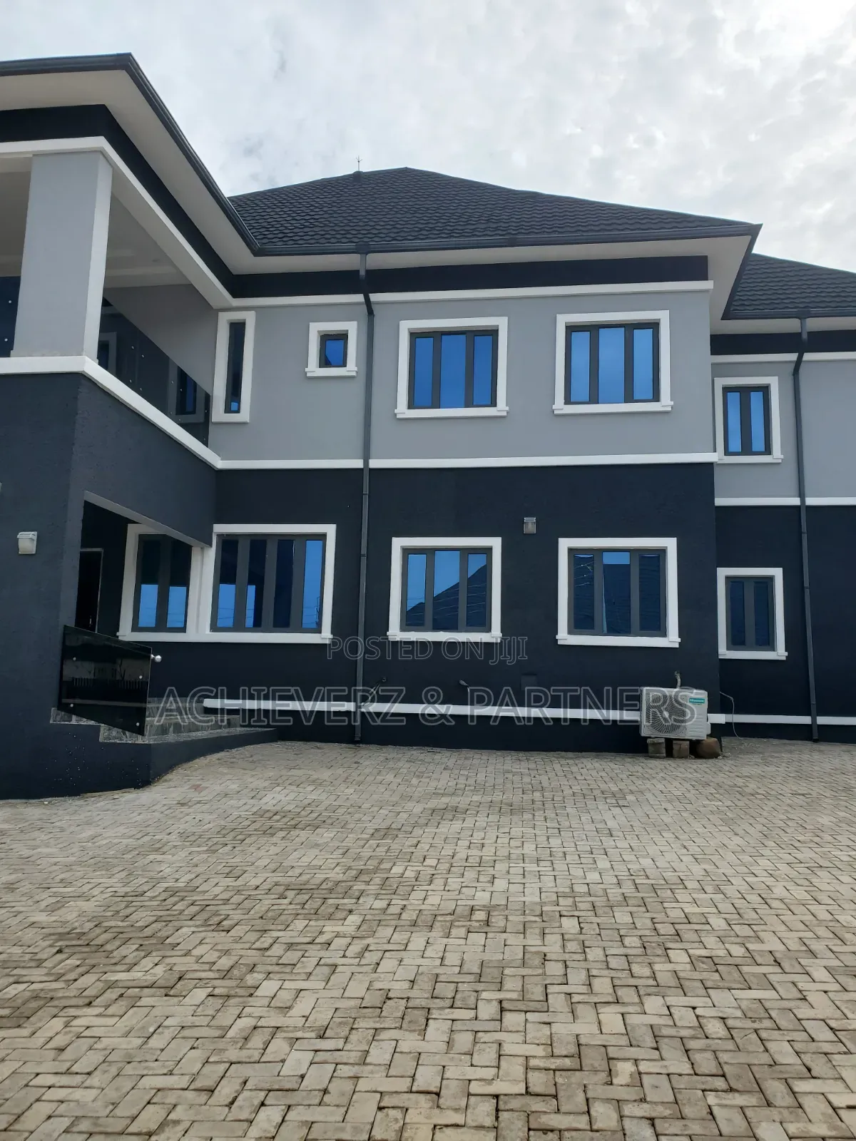 2bdrm Duplex in Asokoro for rent in Asokoro