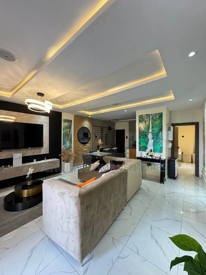Furnished 3bdrm Apartment in Bode Thomas for sale in Bode Thomas