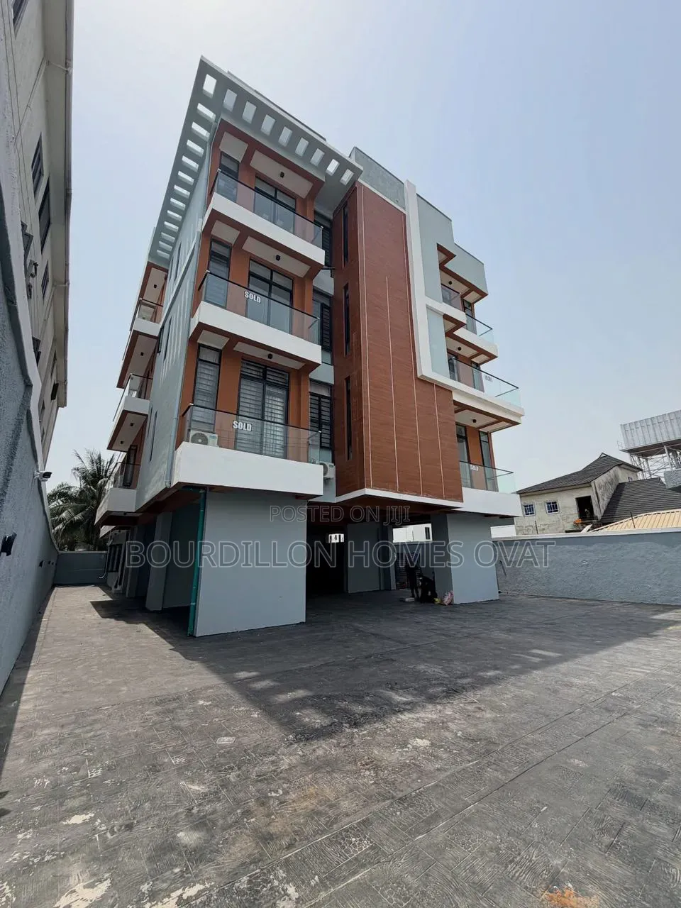 2bdrm Apartment in Ologolo Lekki Lagos for sale in Ologolo