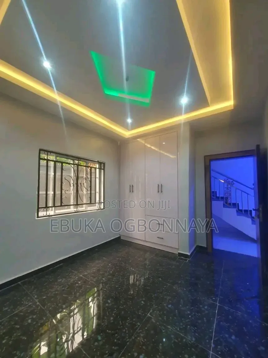 3bdrm Duplex in Sars Road, Obio-Akpor for rent in Obio-Akpor