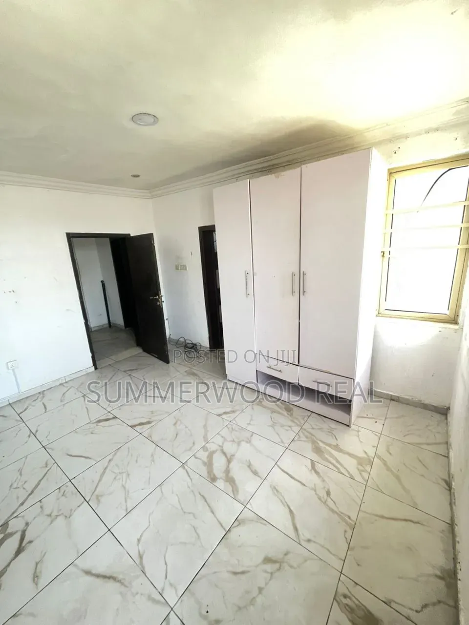 1bdrm Shared Apartment in Chevron for rent in Chevron