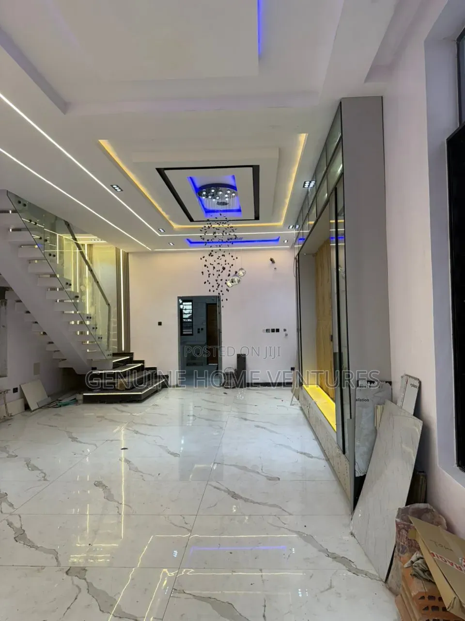 5bdrm Duplex in Orchid, Chevron for sale in Chevron
