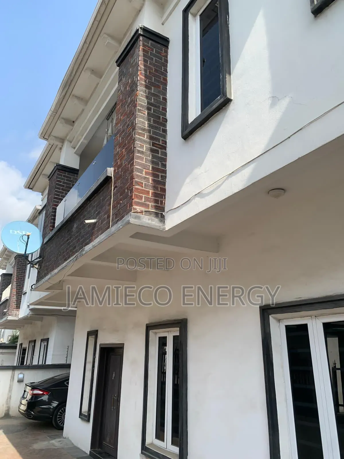 5bdrm Duplex in Osapa for sale in Osapa london