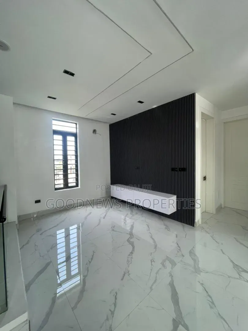 4bdrm Duplex in Ikota, Lekki for sale in Ikota