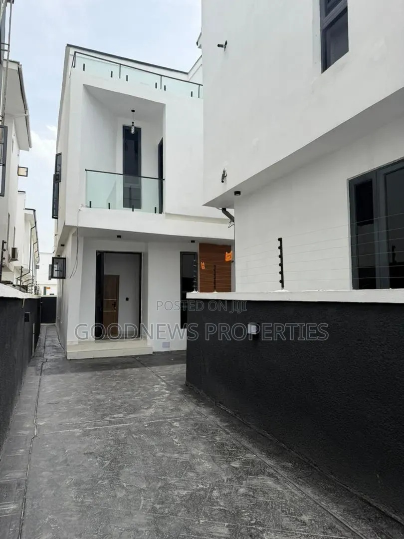 4bdrm Duplex in Ikota, Lekki for sale in Ikota