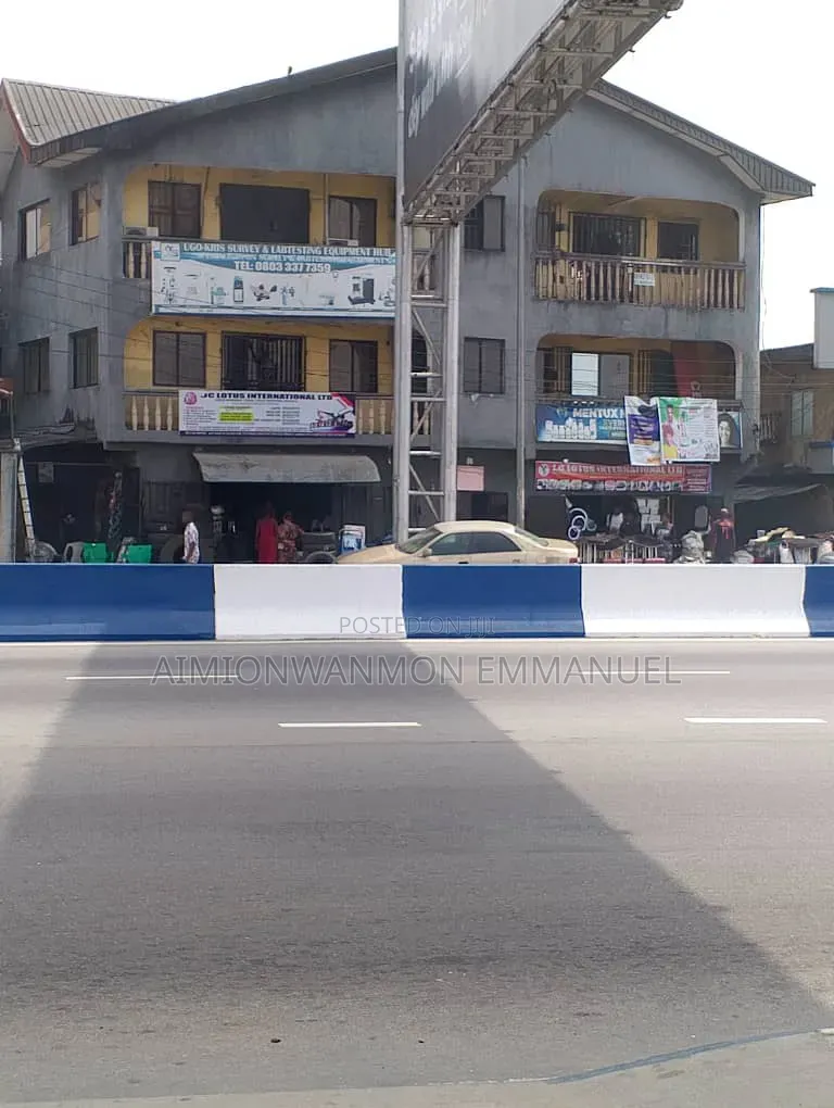 Complex for Sales in Aba Expressway
