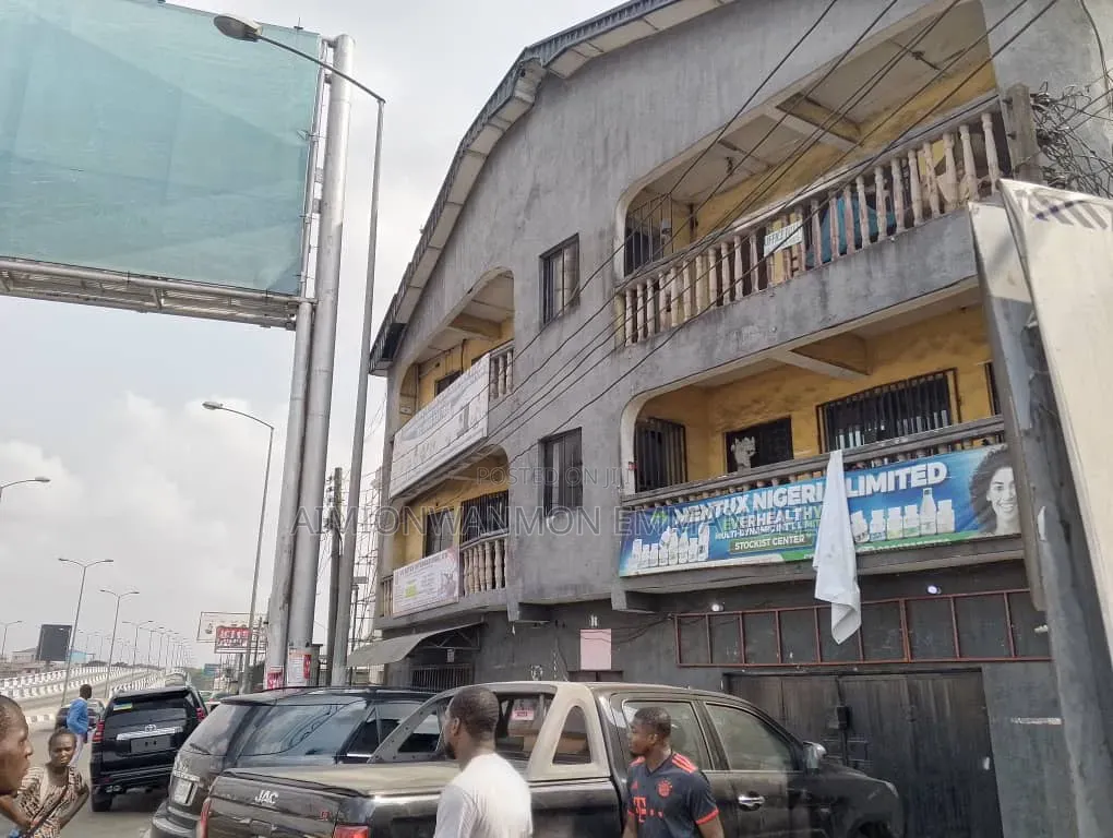 Complex for Sales in Aba Expressway