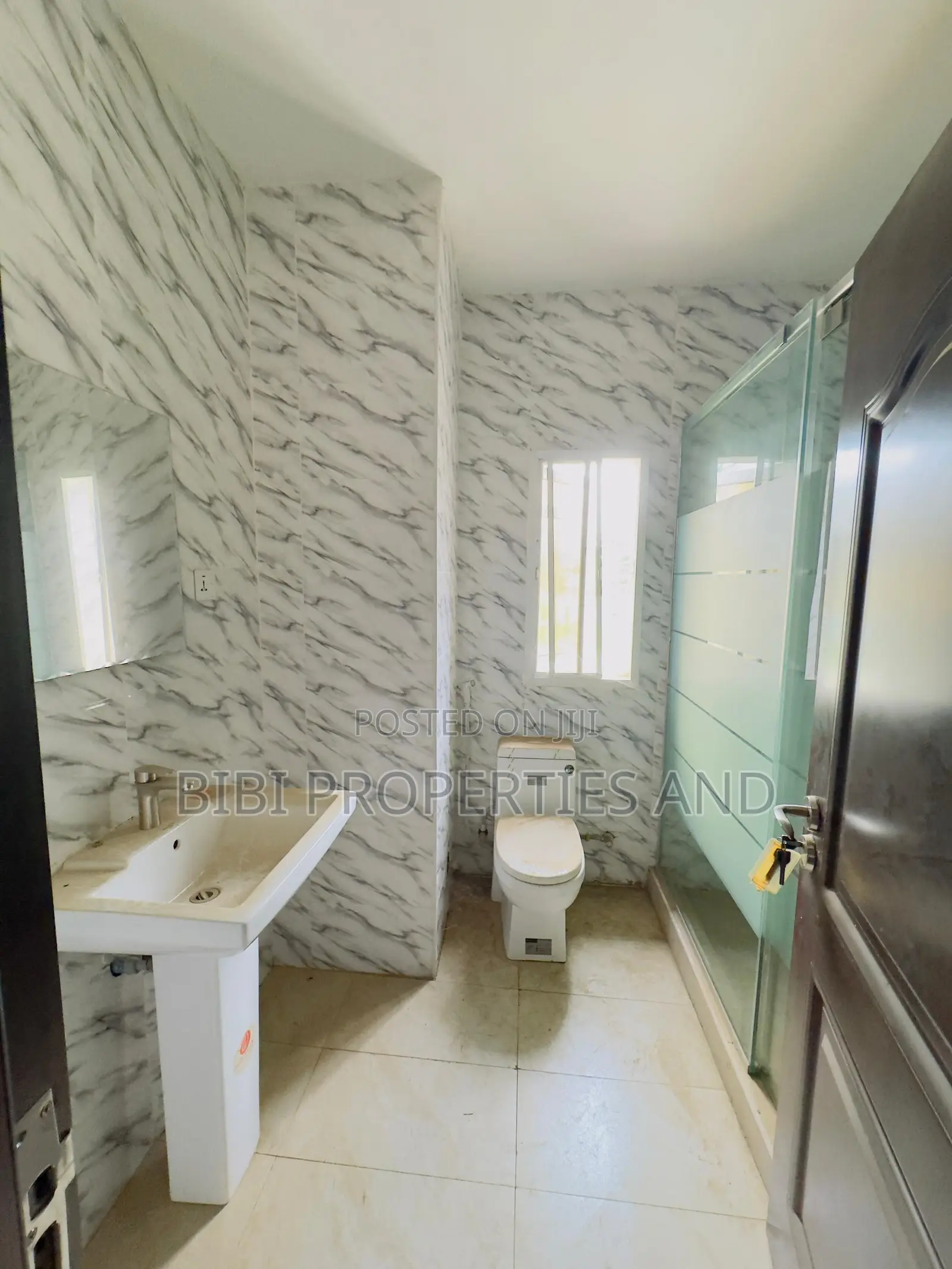 4bdrm Townhouse/Terrace in Life Camp for sale in Life Camp