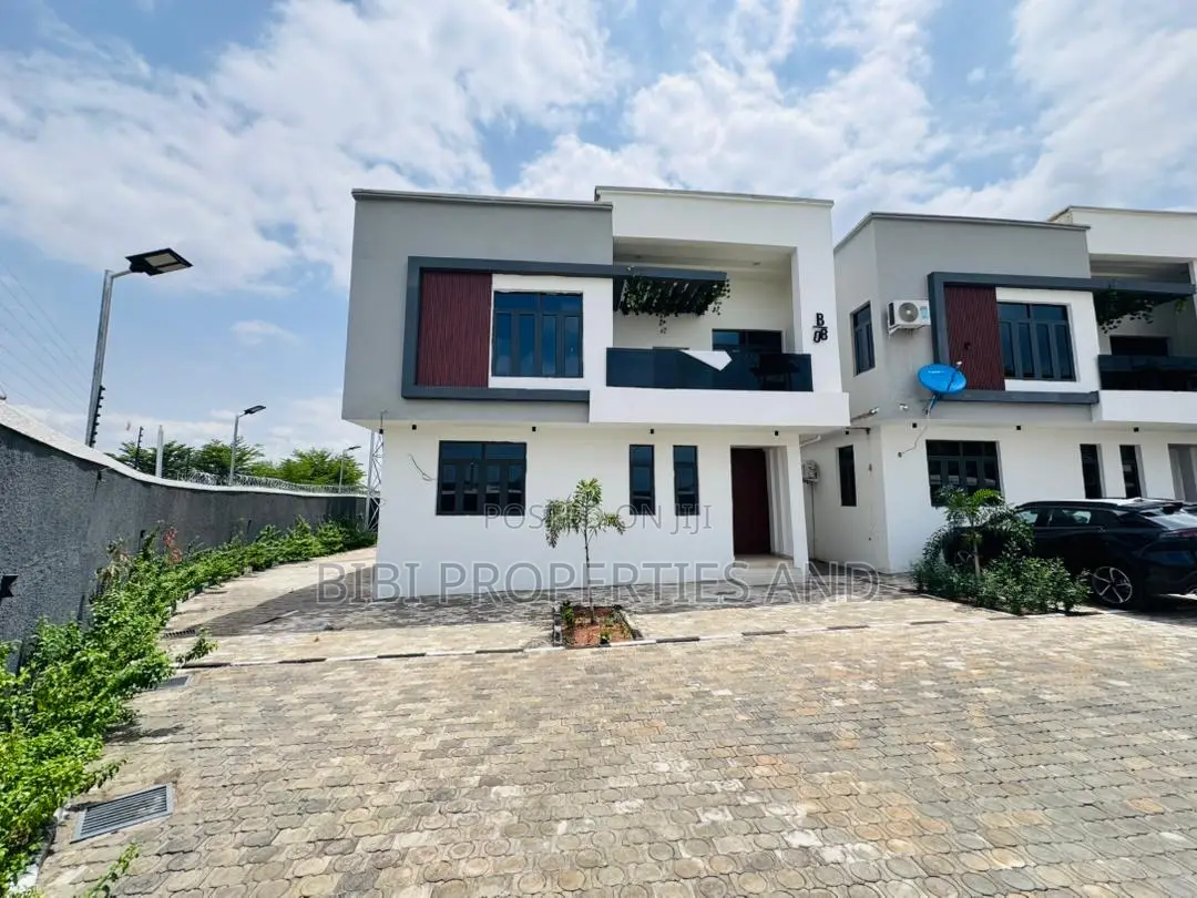4bdrm Duplex in Mabushi for sale in Mabushi